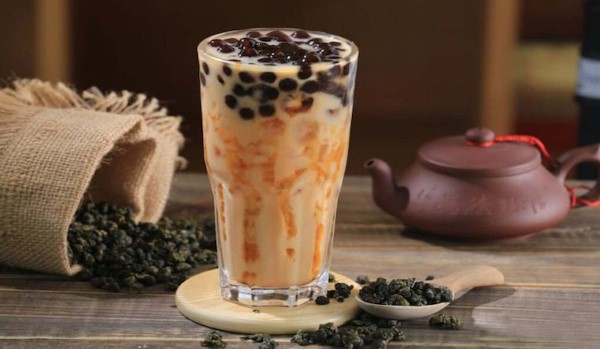 Những rủi ro sức khỏe khi uống trà sữa bảo quản quá lâu