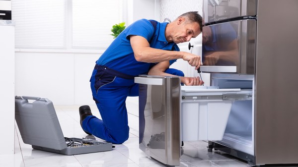 Bảo dưỡng mô tơ cánh quạt
