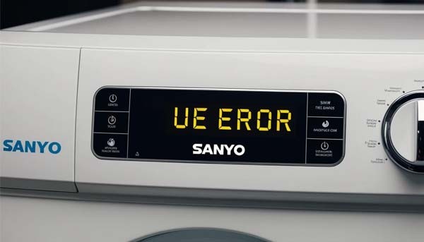 Lỗi UE trong bảng mã lỗi máy giặt Sanyo