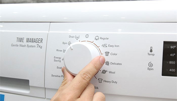 Cách sử dụng chế độ vệ sinh máy giặt LG